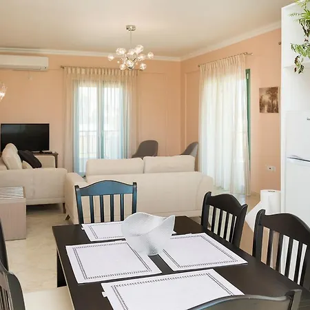 Kampos With Free Heated Pool, By Zantewize Villa