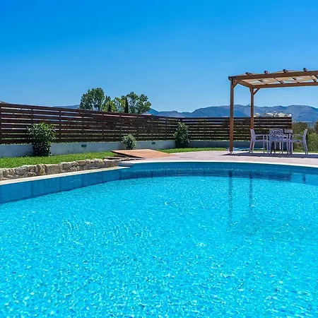 Kampos With Free Heated Pool, By Zantewize