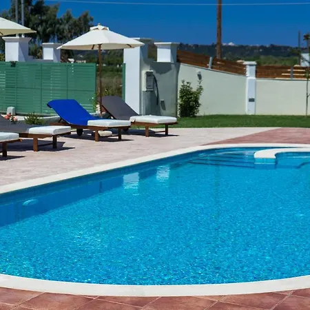 Villa Kampos With Free Heated Pool, By Zantewize Vanato