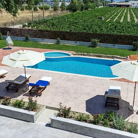 Kampos ヴィラ Vanáton