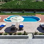 Villa Kampos *